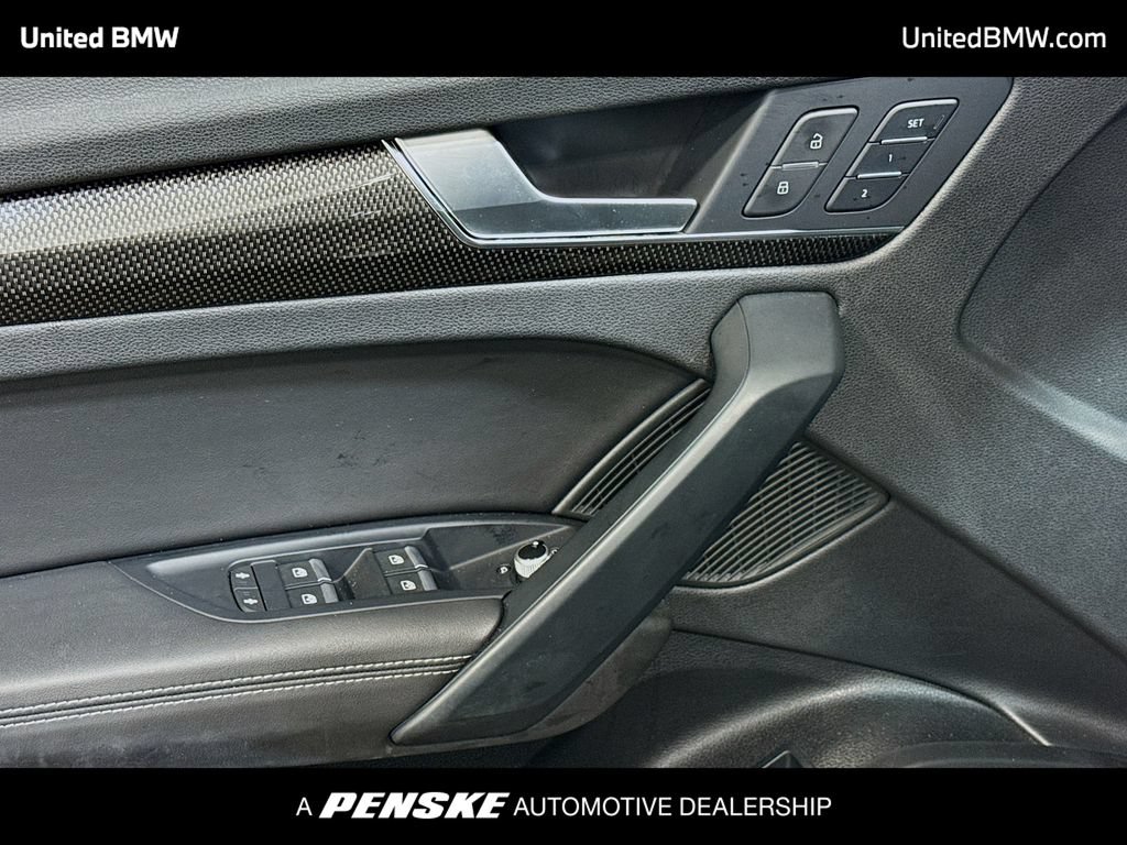 Used 2019 Audi SQ5 Prestige w/ Prestige Package AWD/4WD image 3