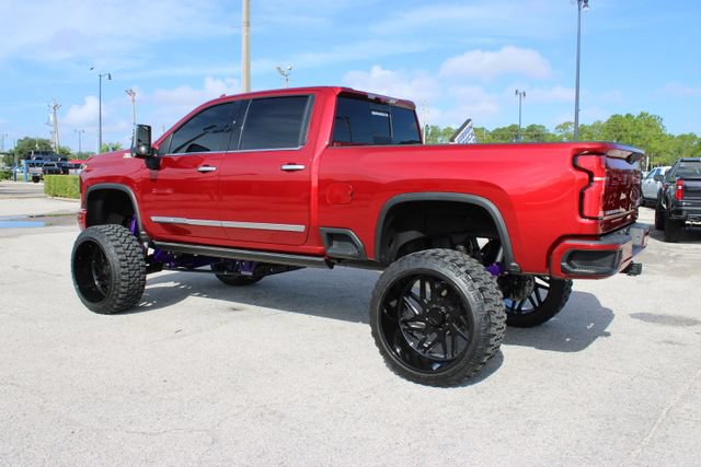 Used 2024 Chevrolet Silverado 2500 High Country w/ Technology Package AWD/4WD image 7