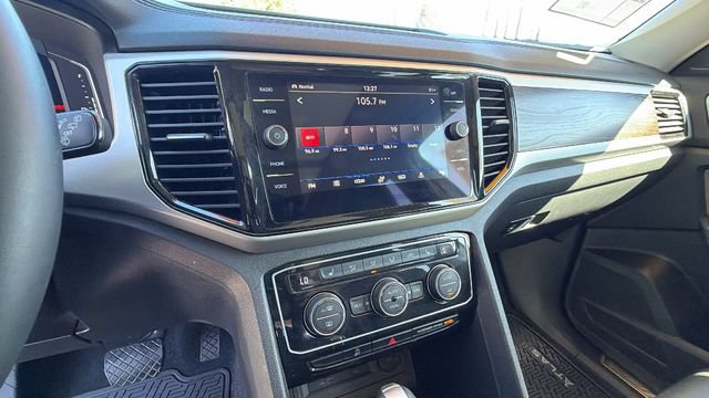 Used 2023 Volkswagen Atlas SE w/ Panoramic Sunroof Package AWD/4WD image 25