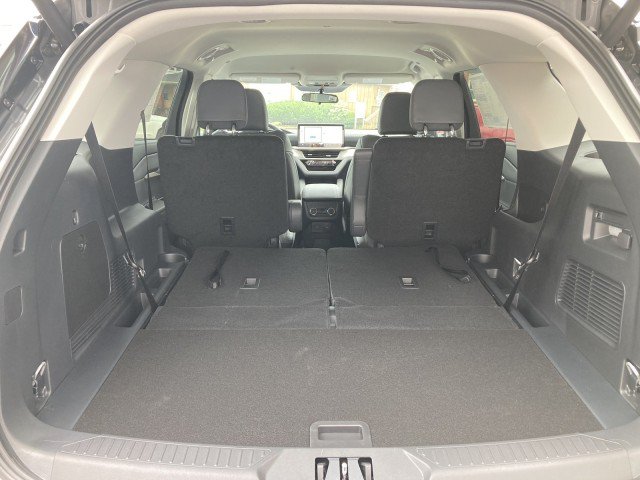New 2026 Ford Explorer Active w/ Active Comfort Package AWD/4WD image 9