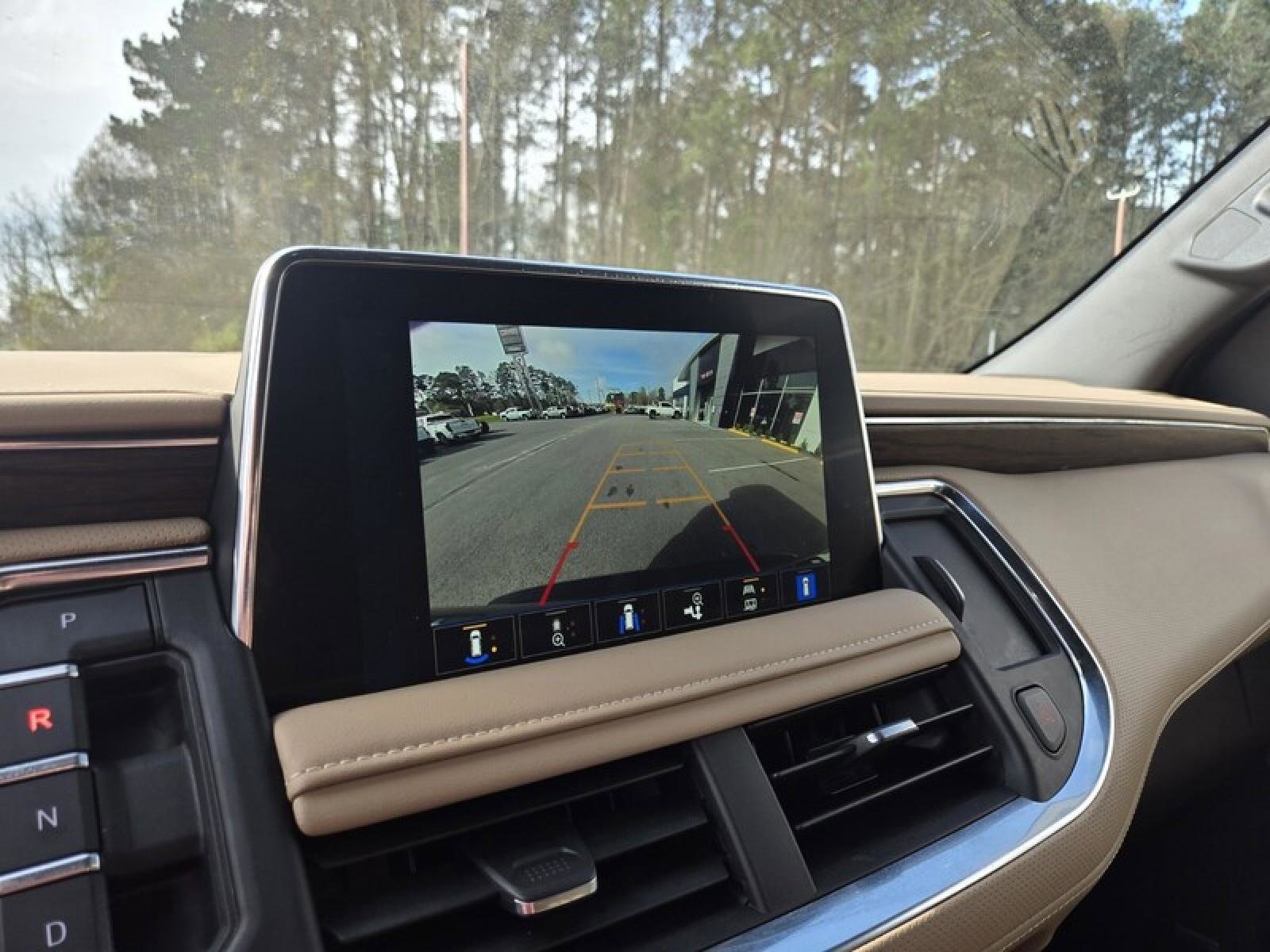 Used 2024 Chevrolet Tahoe Premier image 18