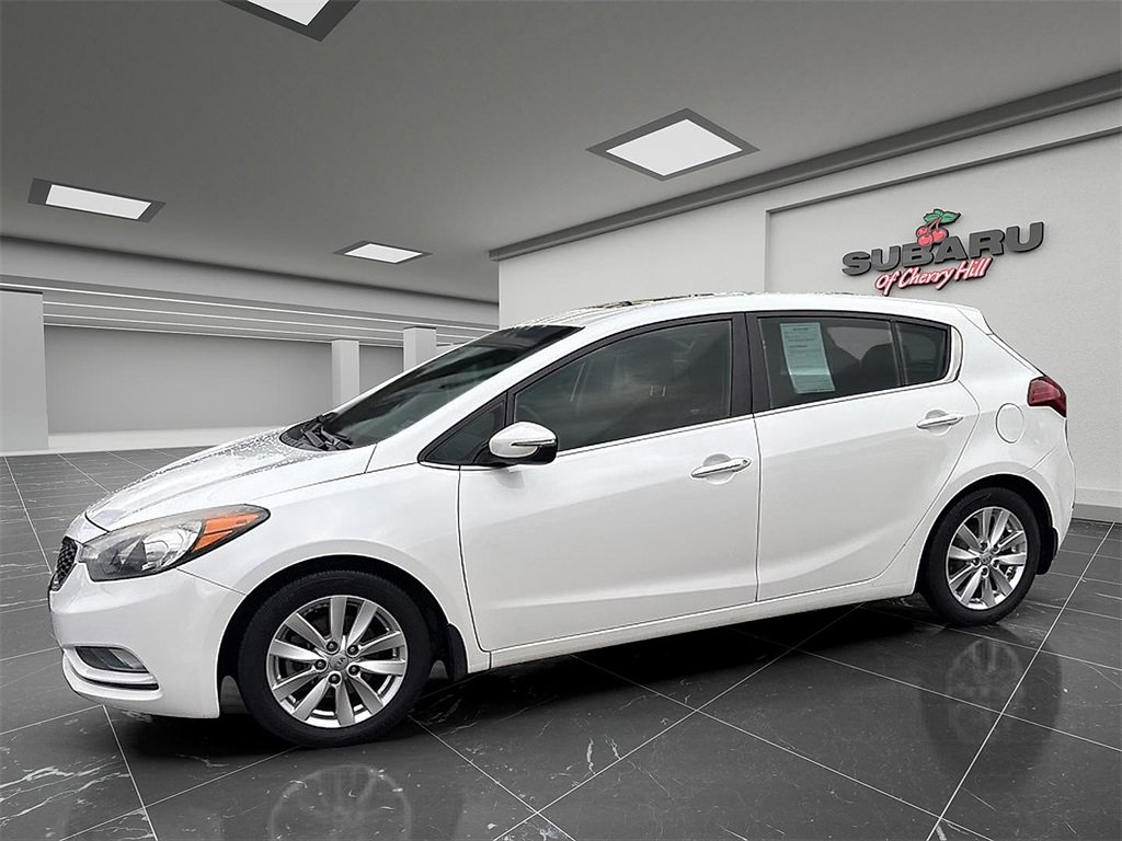 Used 2015 Kia Forte EX w/ EX Premium Package image 10