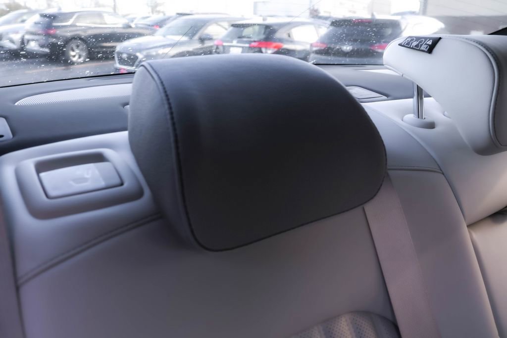 Used 2026 Genesis G70 3.3T Sport Prestige image 36