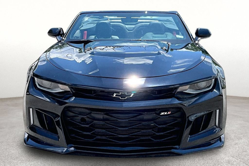 Used 2022 Chevrolet Camaro ZL1 RWD image 4