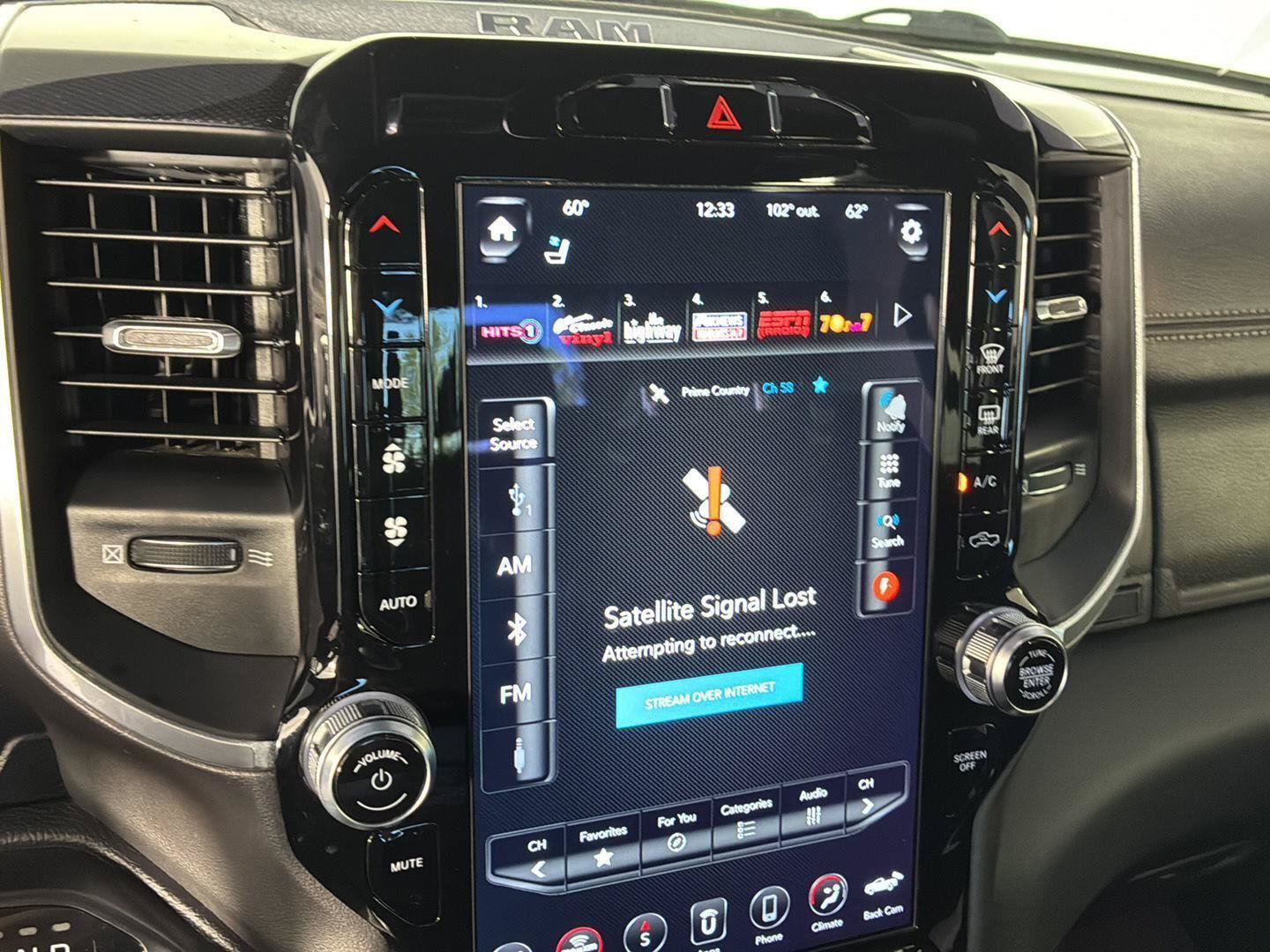 Used 2020 RAM 1500 Laramie w/ Sport Appearance Package AWD/4WD image 35