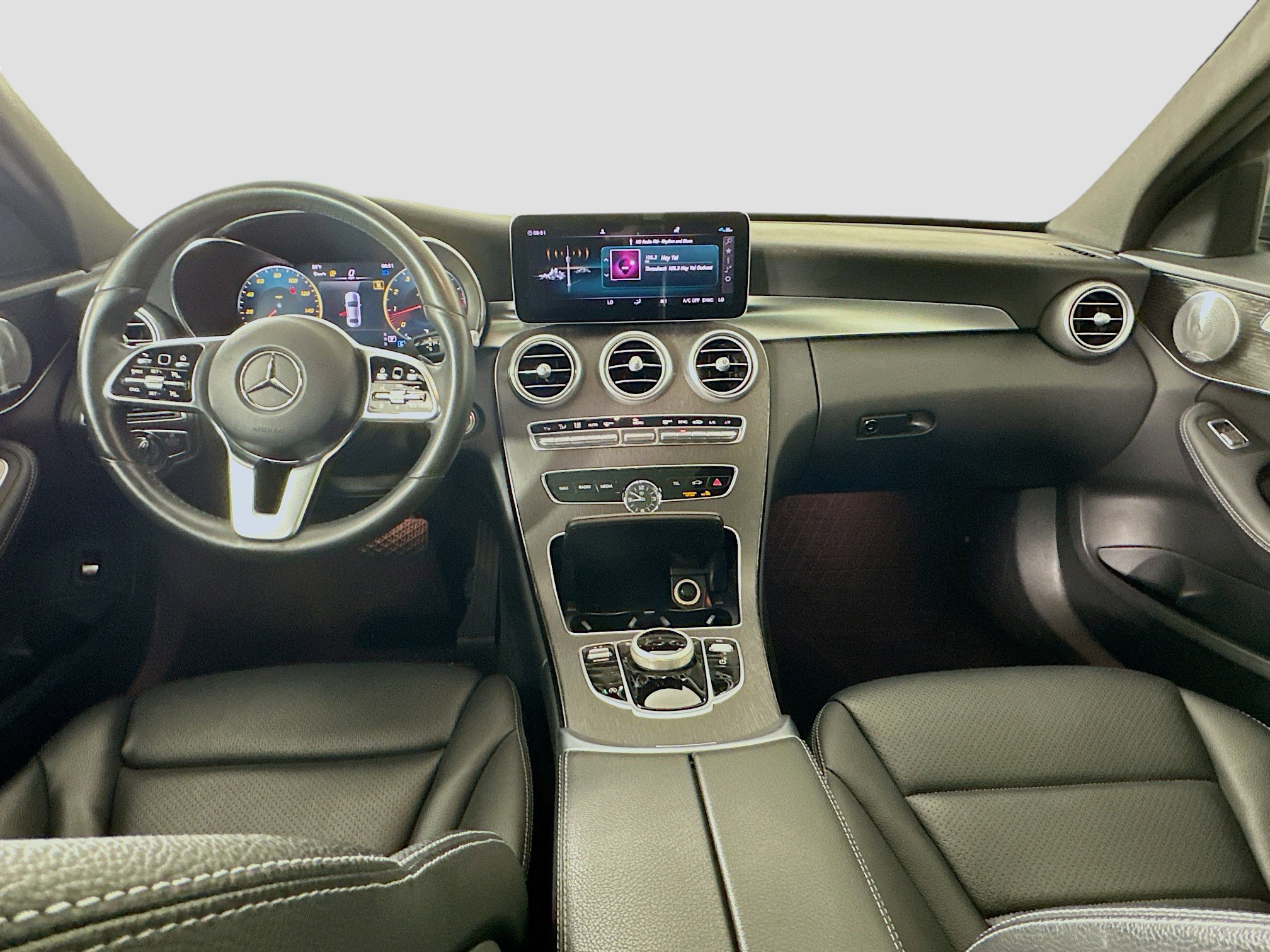 Certified 2021 Mercedes-Benz C 300 4MATIC Sedan w/ Premium Package image 27