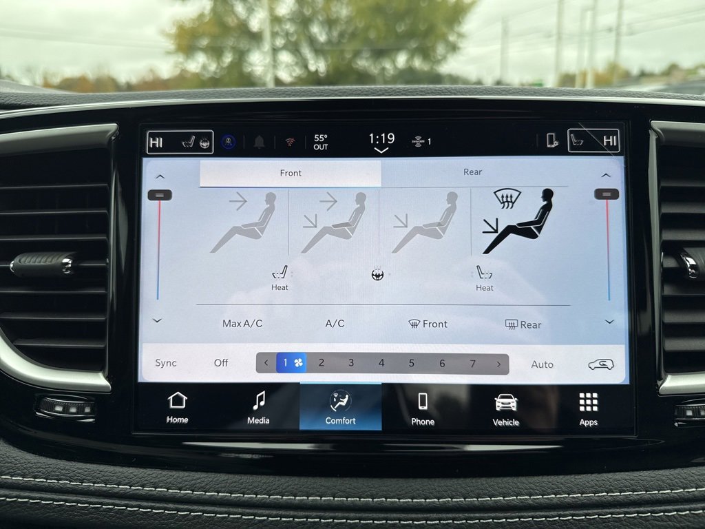 New 2026 Chrysler Pacifica Select image 39