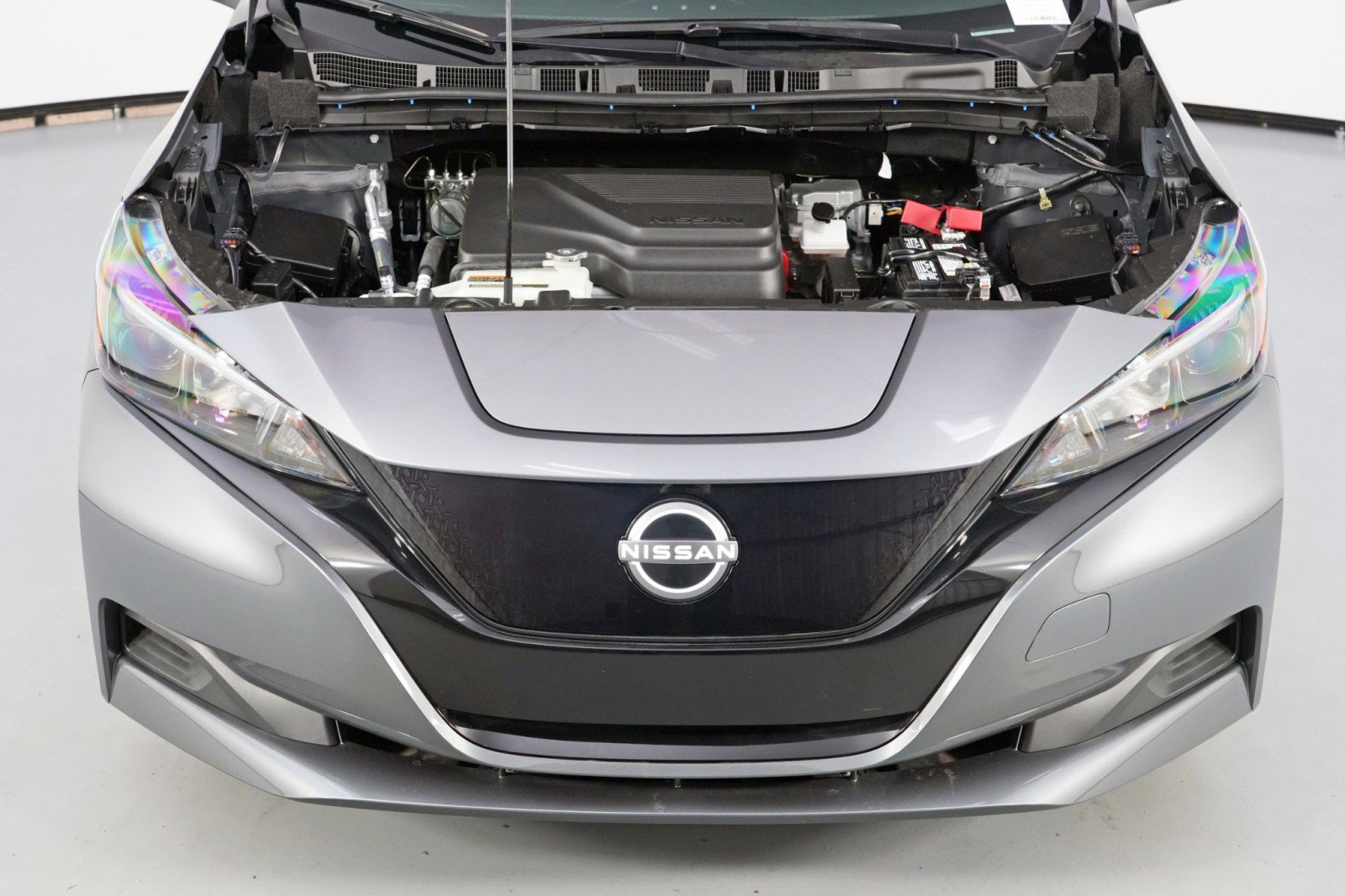 Used 2025 Nissan Leaf S image 7