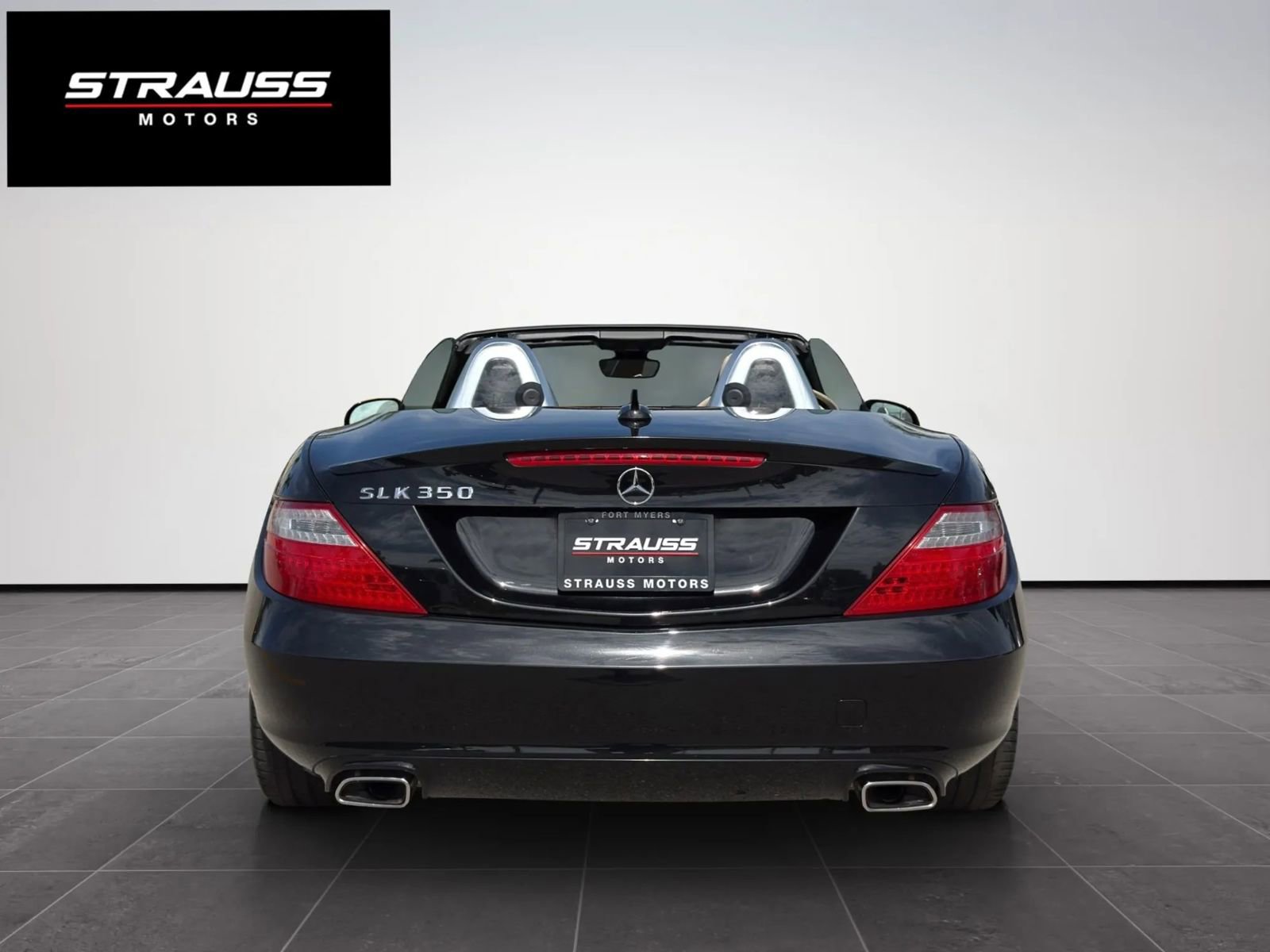 Used 2012 Mercedes-Benz SLK 350 image 10