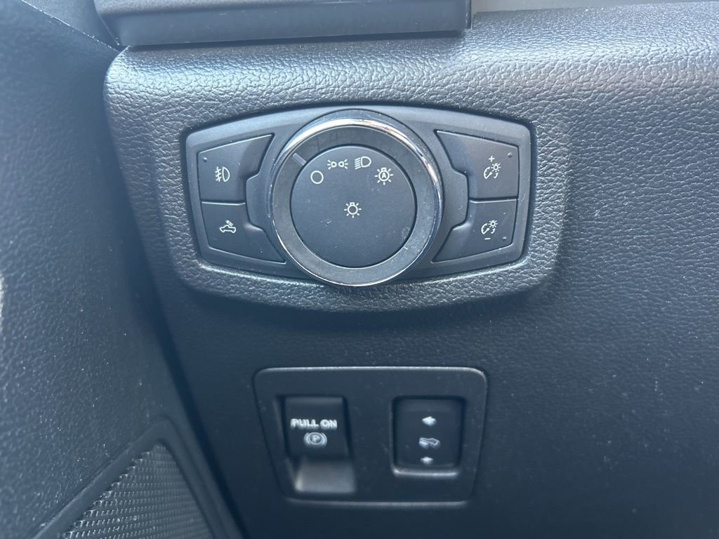 Used 2020 Ford F150 XLT w/ Equipment Group 302A Luxury AWD/4WD image 9