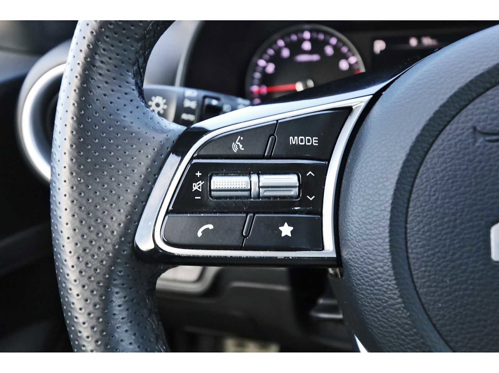 Used 2024 Kia Forte GT-Line w/ GT-Line Premium Package image 15