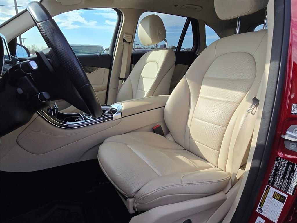 Used 2017 Mercedes-Benz GLC 300 GLC 300 image 21
