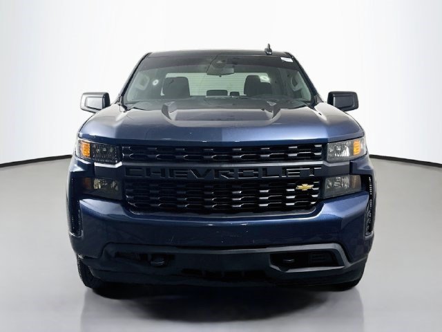 Used 2022 Chevrolet Silverado 1500 Custom w/ Safety Confidence Package RWD image 2