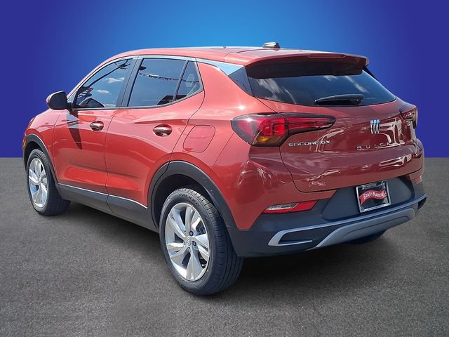 Used 2024 Buick Encore GX Preferred w/ Comfort Package FWD image 5