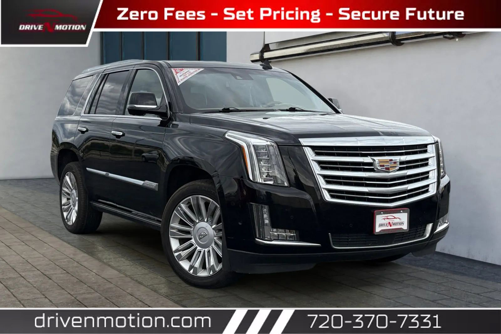 Used 2020 Cadillac Escalade Platinum image 1