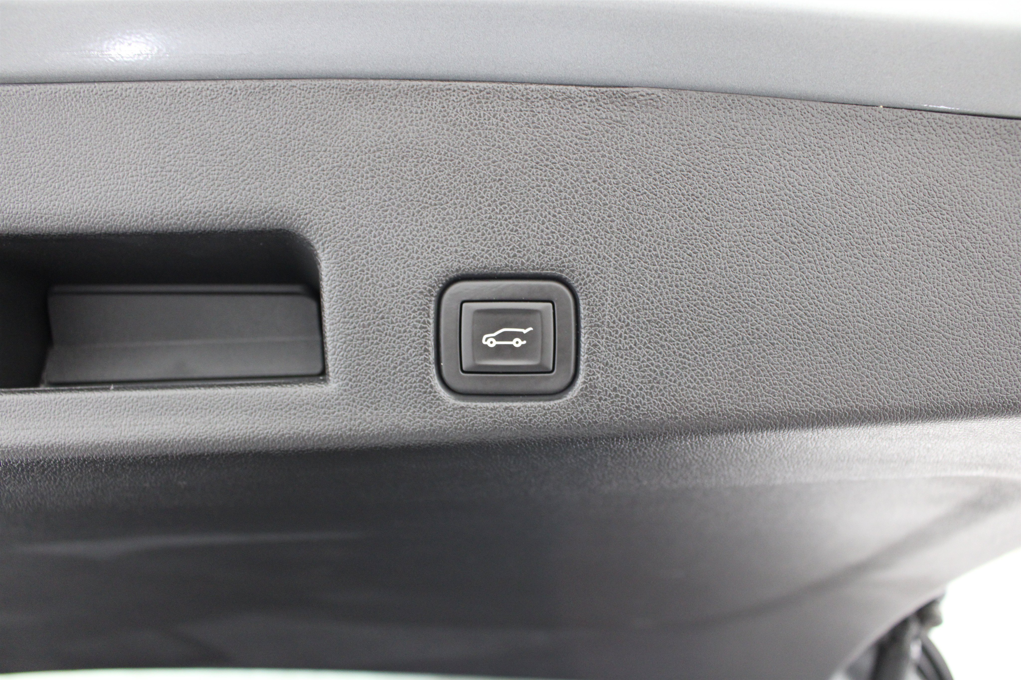 Used 2025 Buick Enclave Avenir AWD/4WD image 25