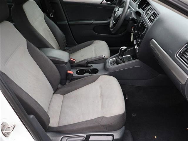 Used 2017 Volkswagen Jetta S FWD image 25