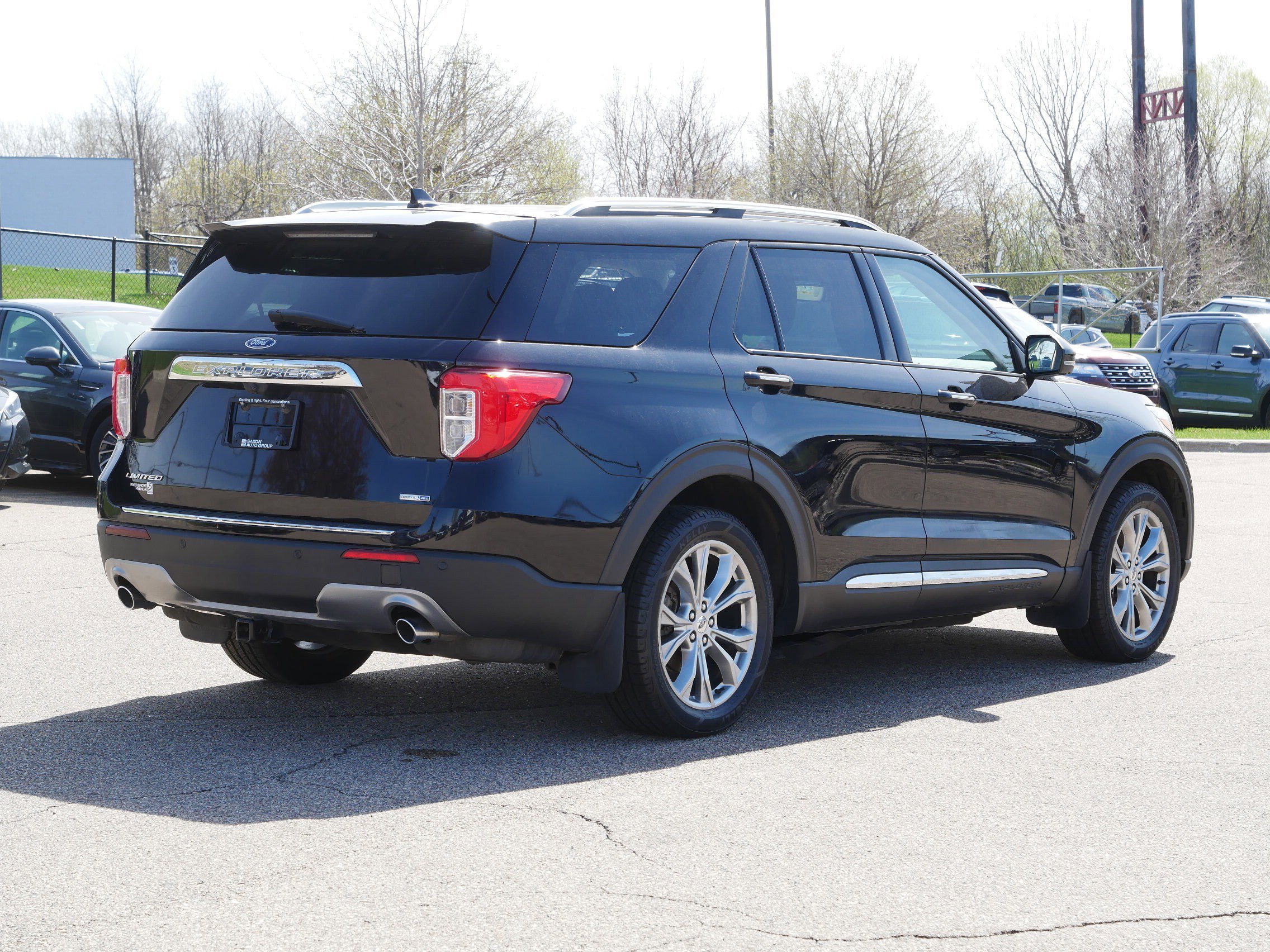 Used 2020 Ford Explorer Limited AWD/4WD image 6