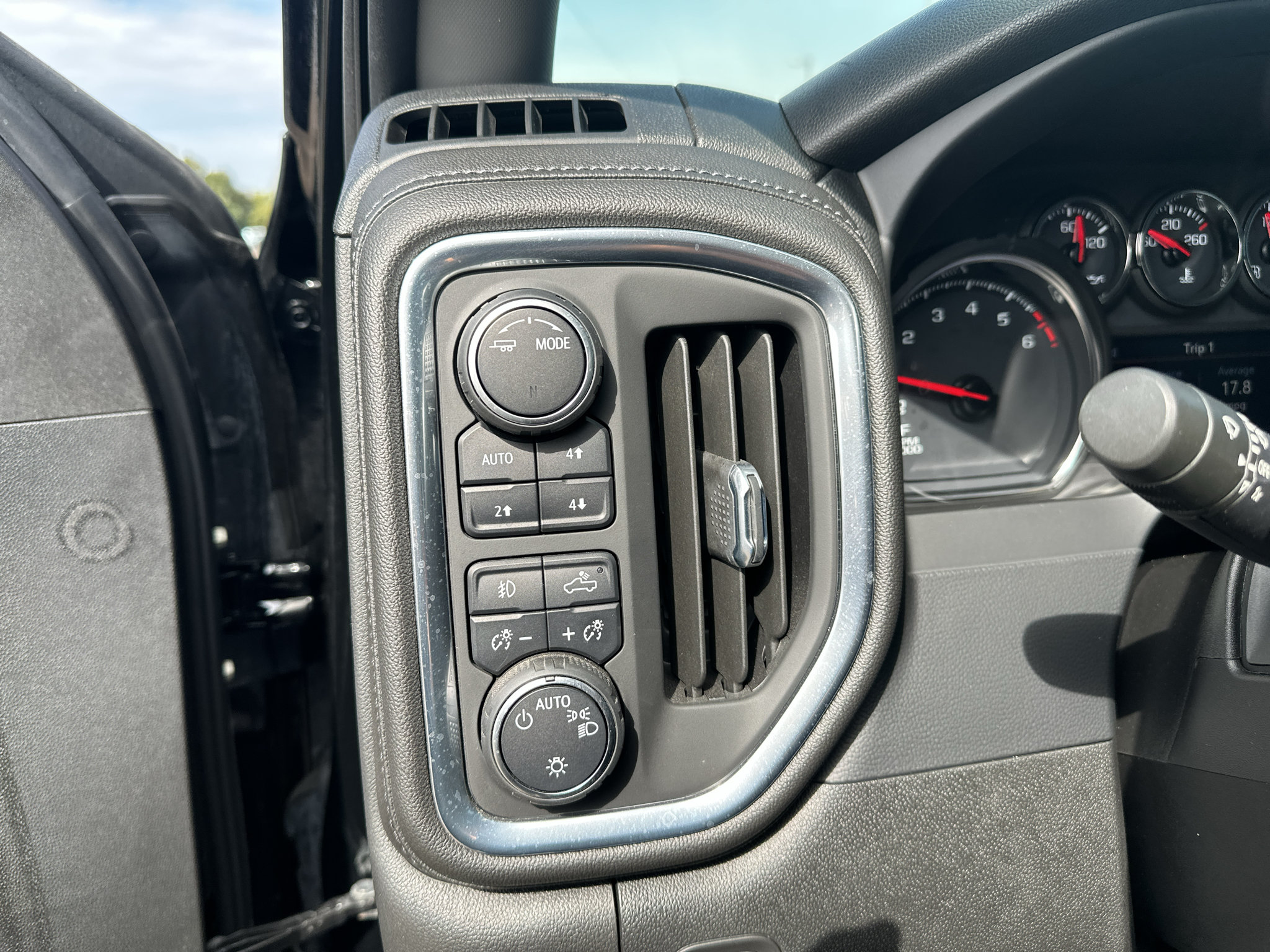 Used 2021 Chevrolet Silverado 1500 RST w/ All Star Edition Plus AWD/4WD image 16