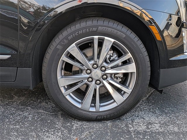 Certified 2025 Cadillac XT5 Premium Luxury image 11