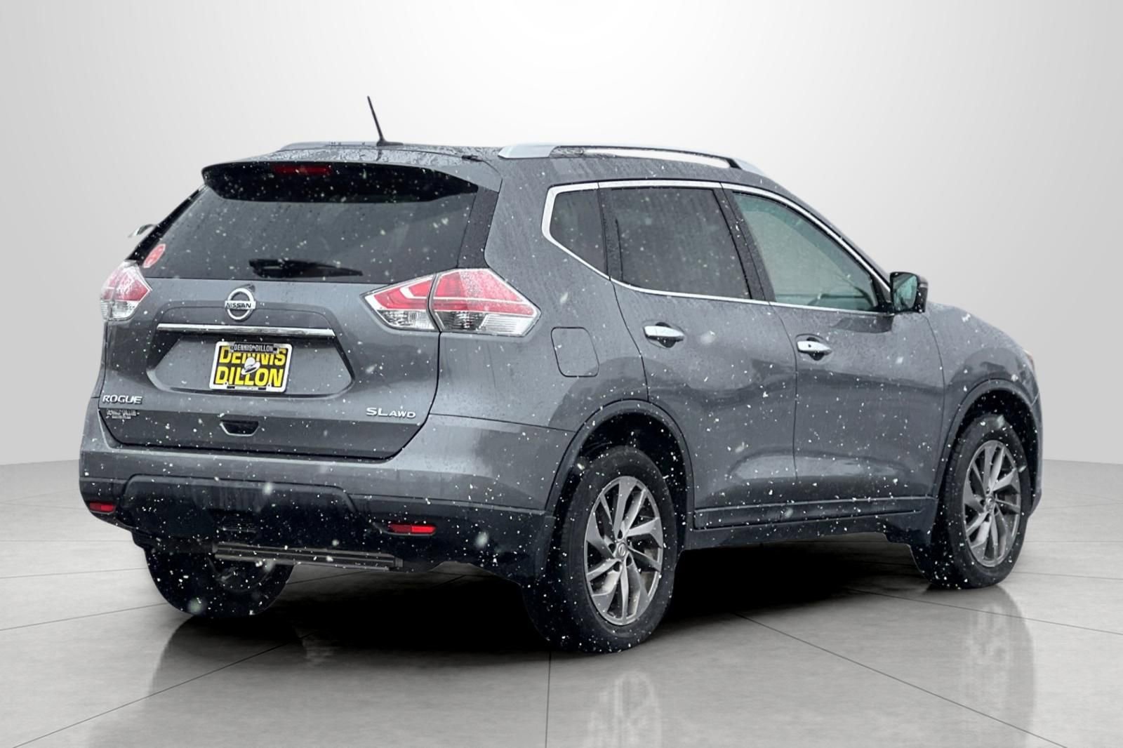 Used 2016 Nissan Rogue SL image 4