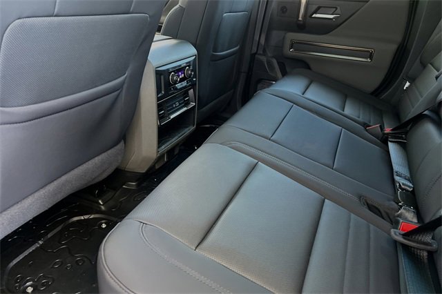 Used 2024 GMC Hummer EV 2X w/ Extreme Off-Road Package image 12