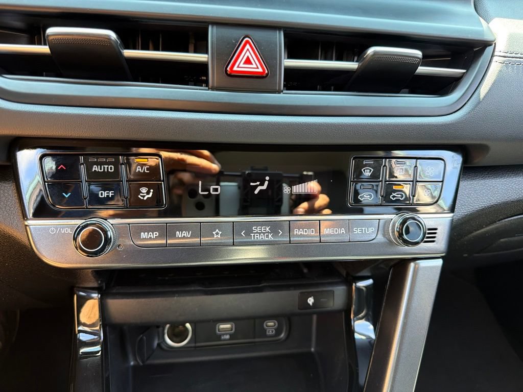Certified 2024 Kia Seltos SX AWD/4WD image 12