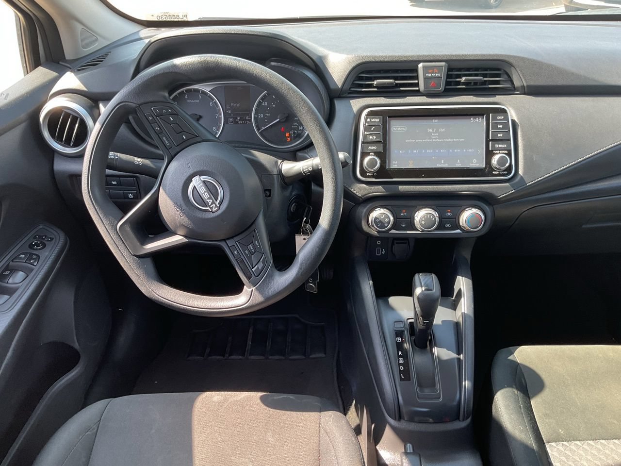 Used 2024 Nissan Versa S FWD image 11