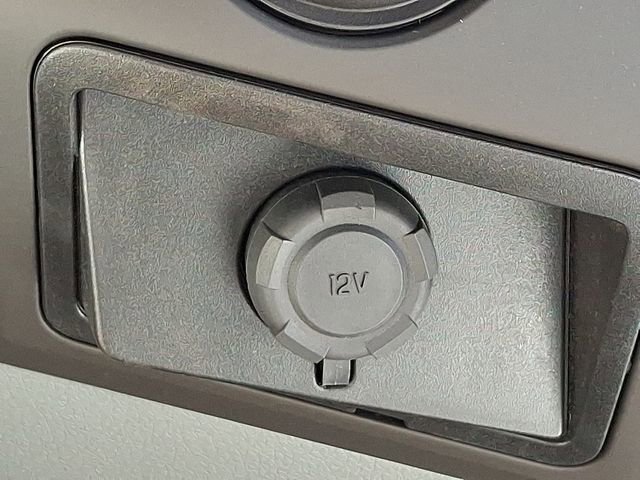 Used 2023 Ford F650 2WD Regular Cab Super Duty image 21