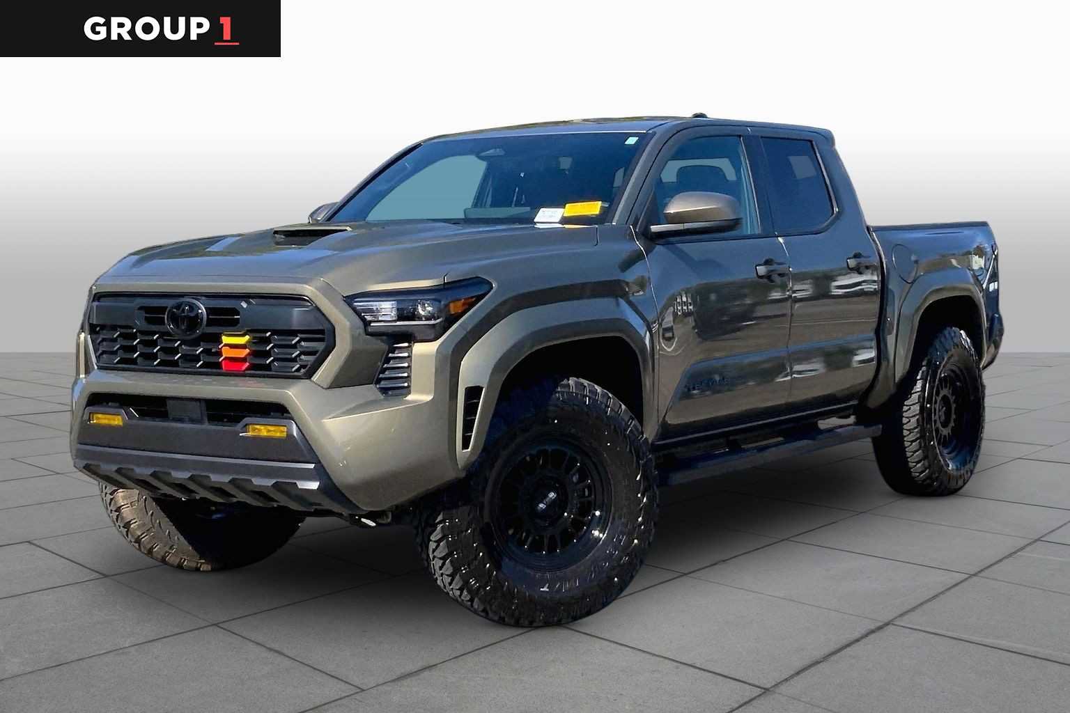 Used 2026 Toyota Tacoma TRD Sport AWD/4WD image 1