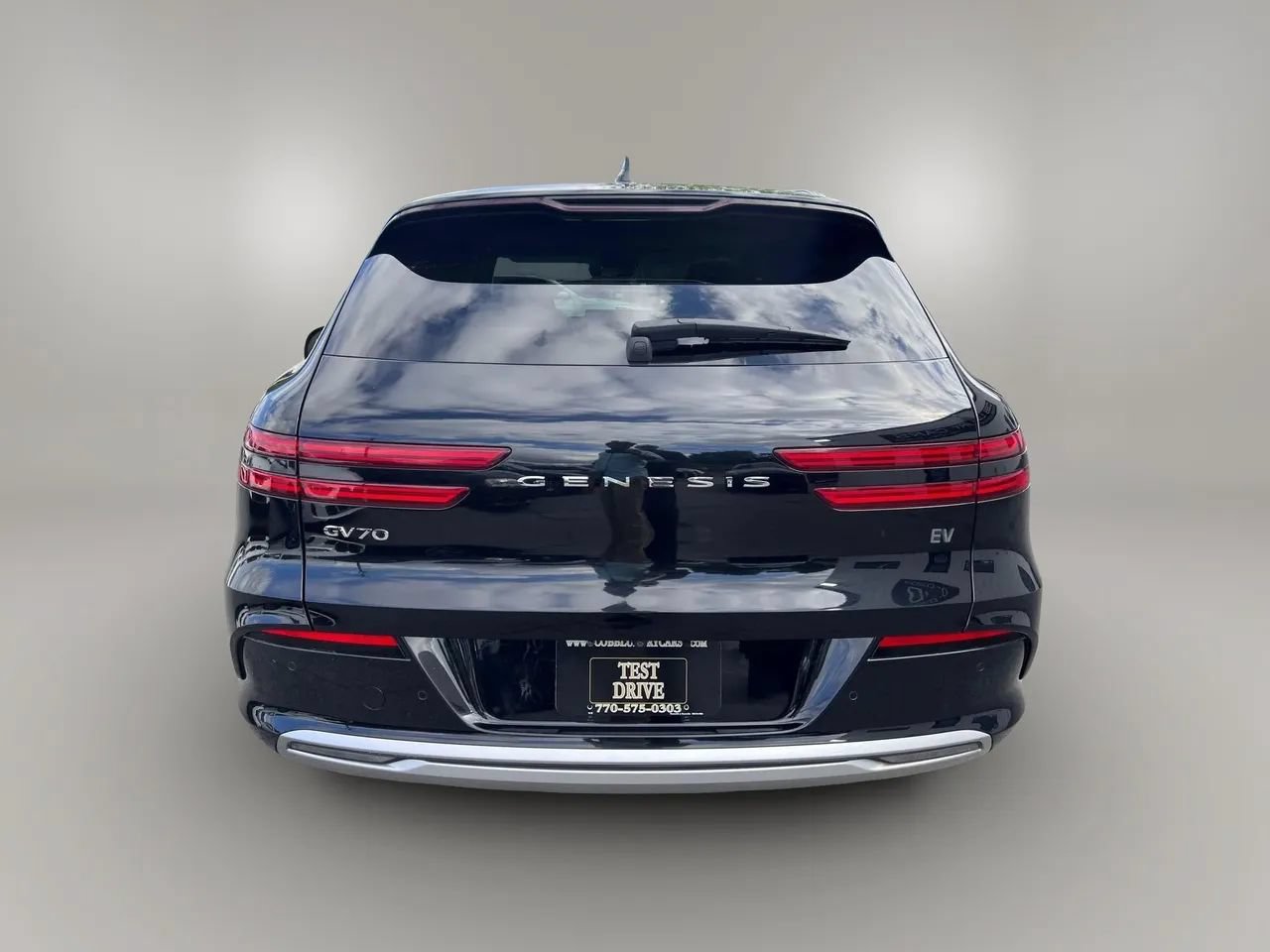 Used 2023 Genesis Electrified GV70 w/ Prestige Package AWD/4WD image 10