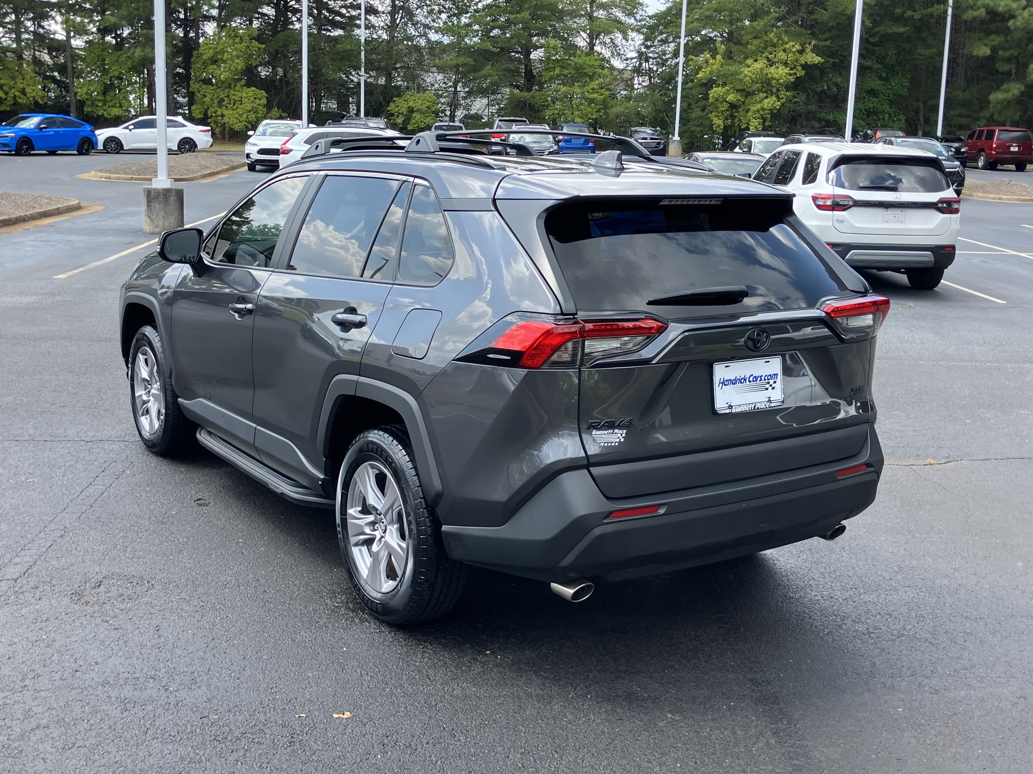 Used 2023 Toyota RAV4 XLE w/ Convenience Package FWD image 8