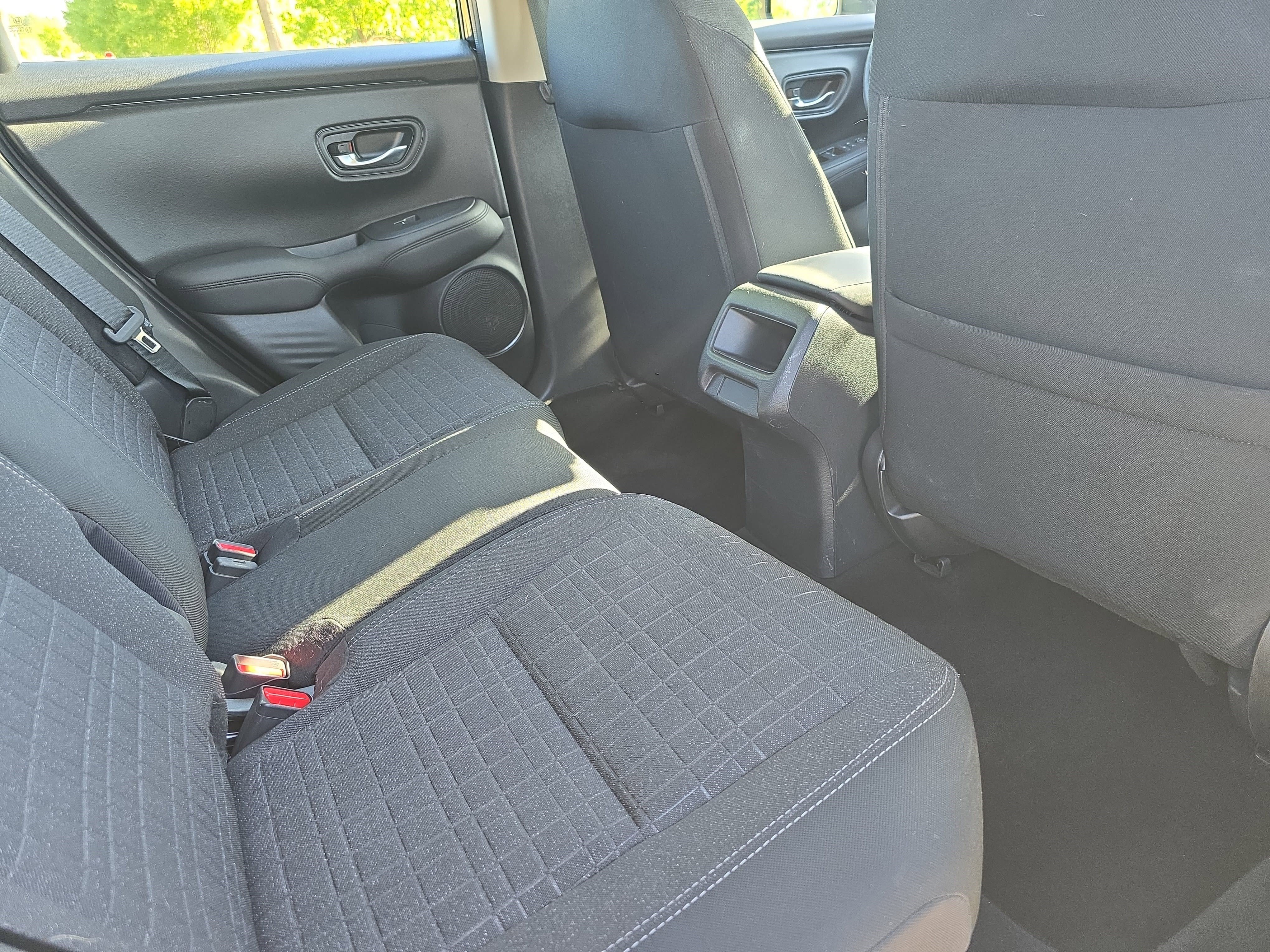 Used 2023 Honda HR-V LX image 11