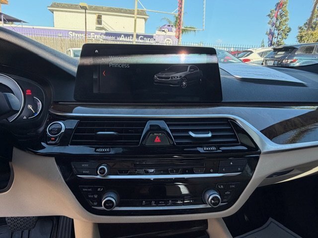 Used 2017 BMW 530i RWD image 15