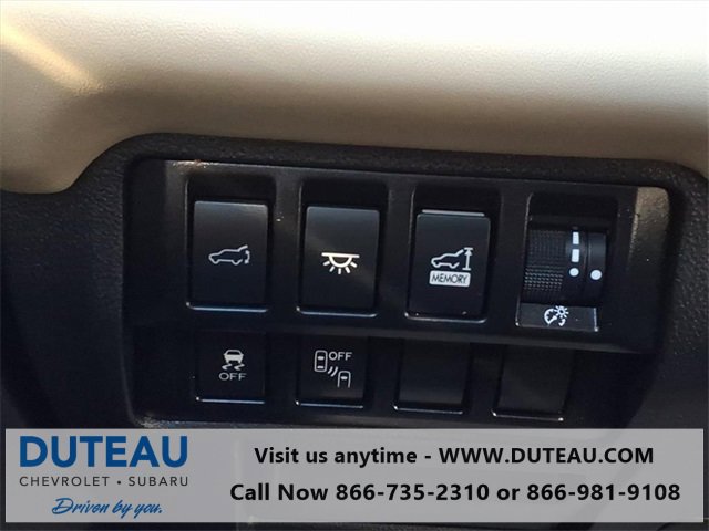 Used 2021 Subaru Ascent Limited w/ Technology Package image 26