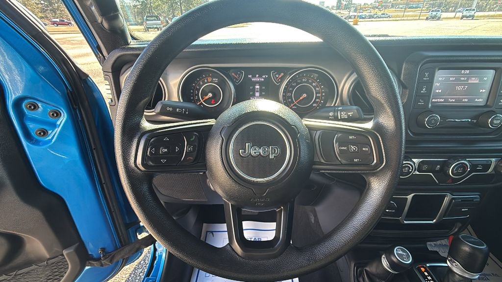 Used 2020 Jeep Gladiator Sport image 21