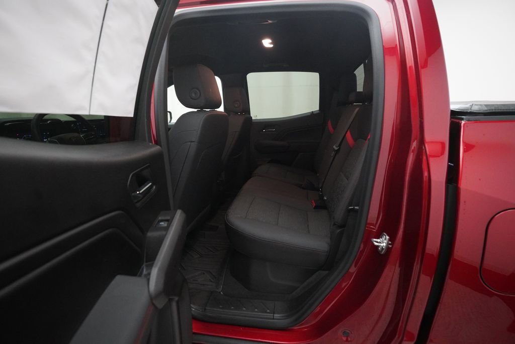 Certified 2024 Chevrolet Colorado Z71 w/ LPO, Dark Essentials Package image 15