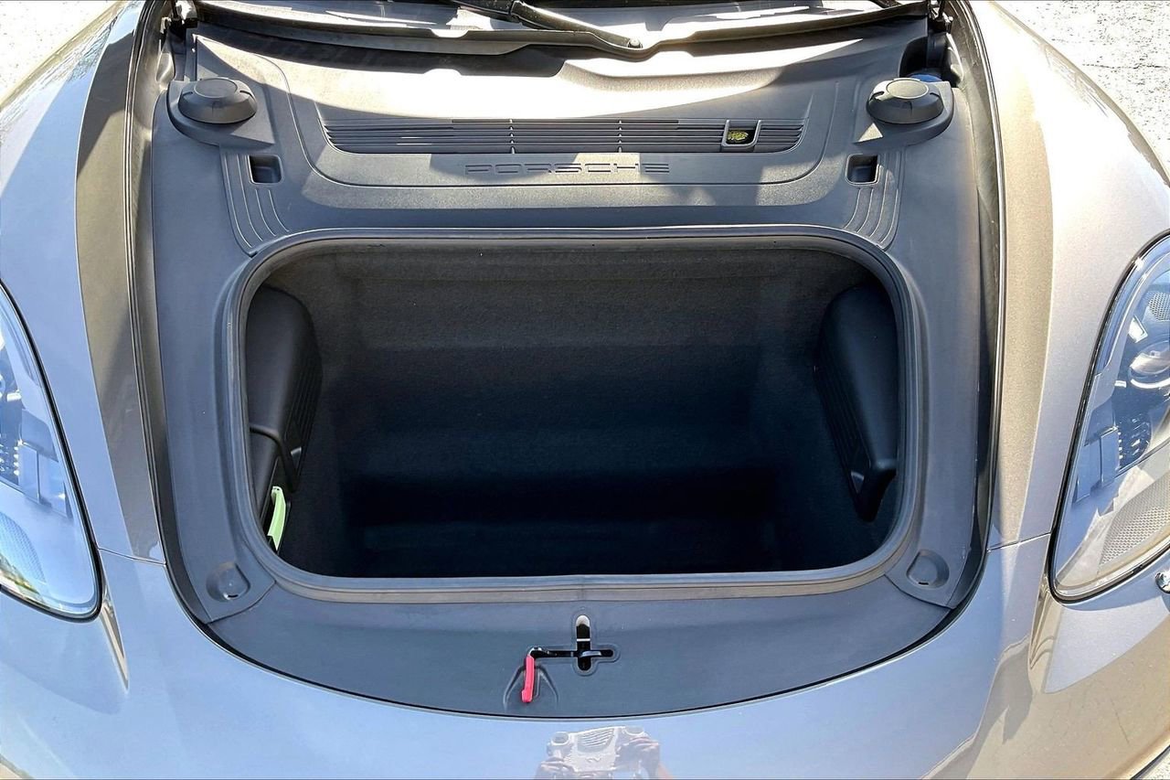 Used 2019 Porsche 718 Boxster S RWD image 36