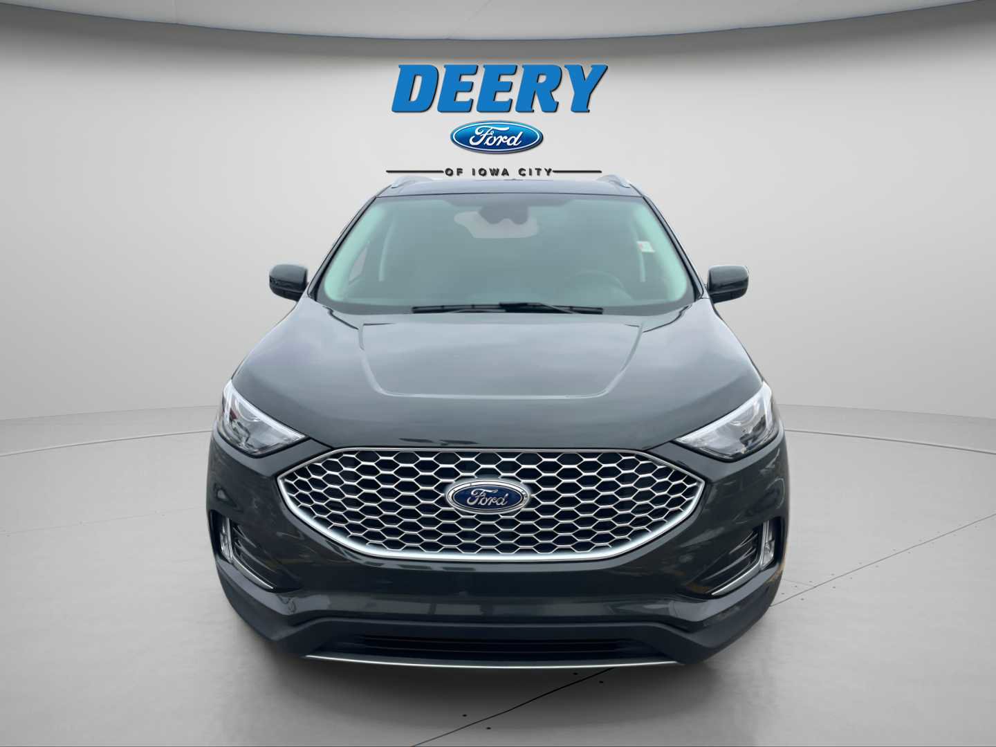 Used 2024 Ford Edge SEL w/ Convenience Package image 3