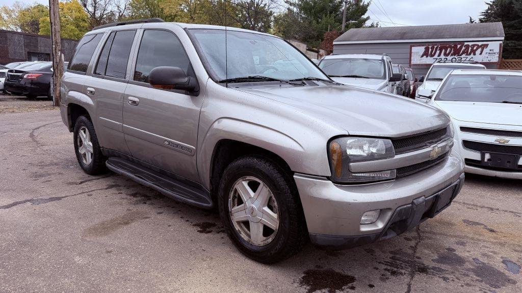 Used 2002 Chevrolet TrailBlazer 4WD image 1