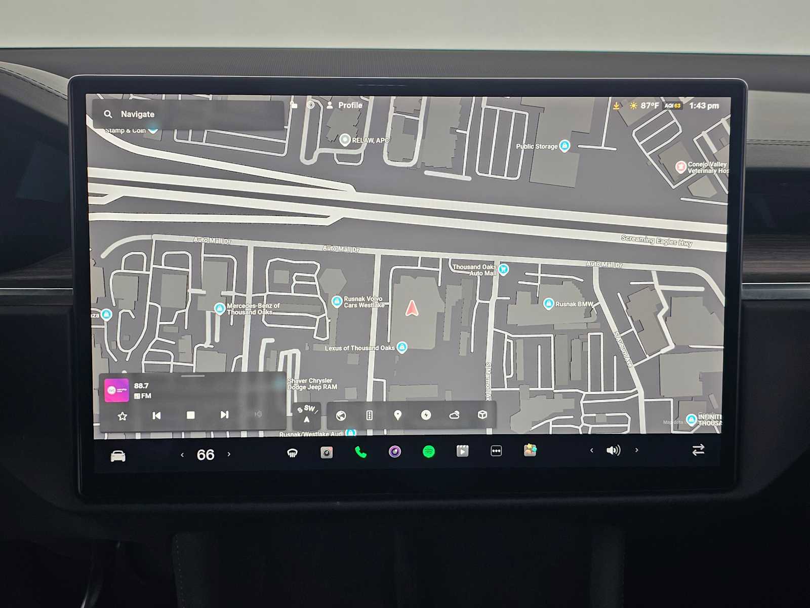 Used 2022 Tesla Model X image 25