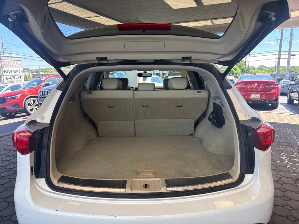 Used 2012 INFINITI FX35 AWD w/ Premium Pkg image 8