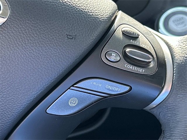 Used 2019 INFINITI Q70 Luxe w/ Proactive Package image 29