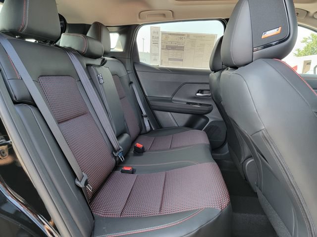 New 2025 Nissan Kicks SR w/ SR Premium Package AWD/4WD image 18