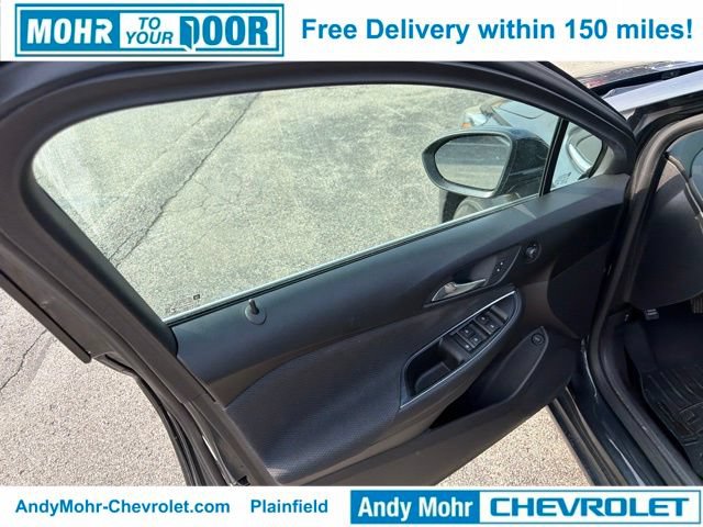 Used 2017 Chevrolet Cruze LT FWD image 10
