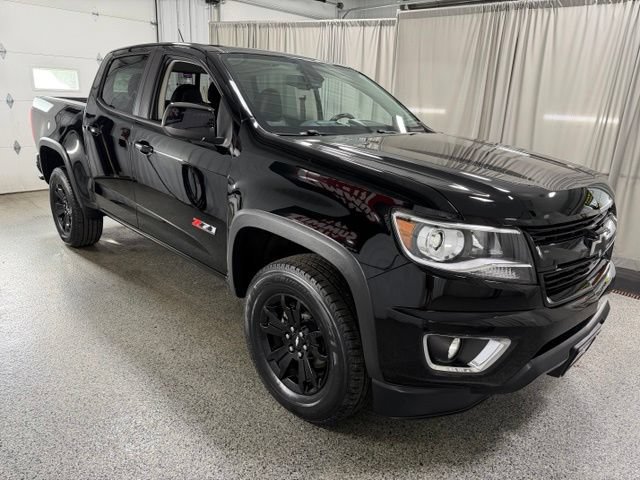 Used 2018 Chevrolet Colorado Z71 w/ Z71 Midnight Edition AWD/4WD image 3
