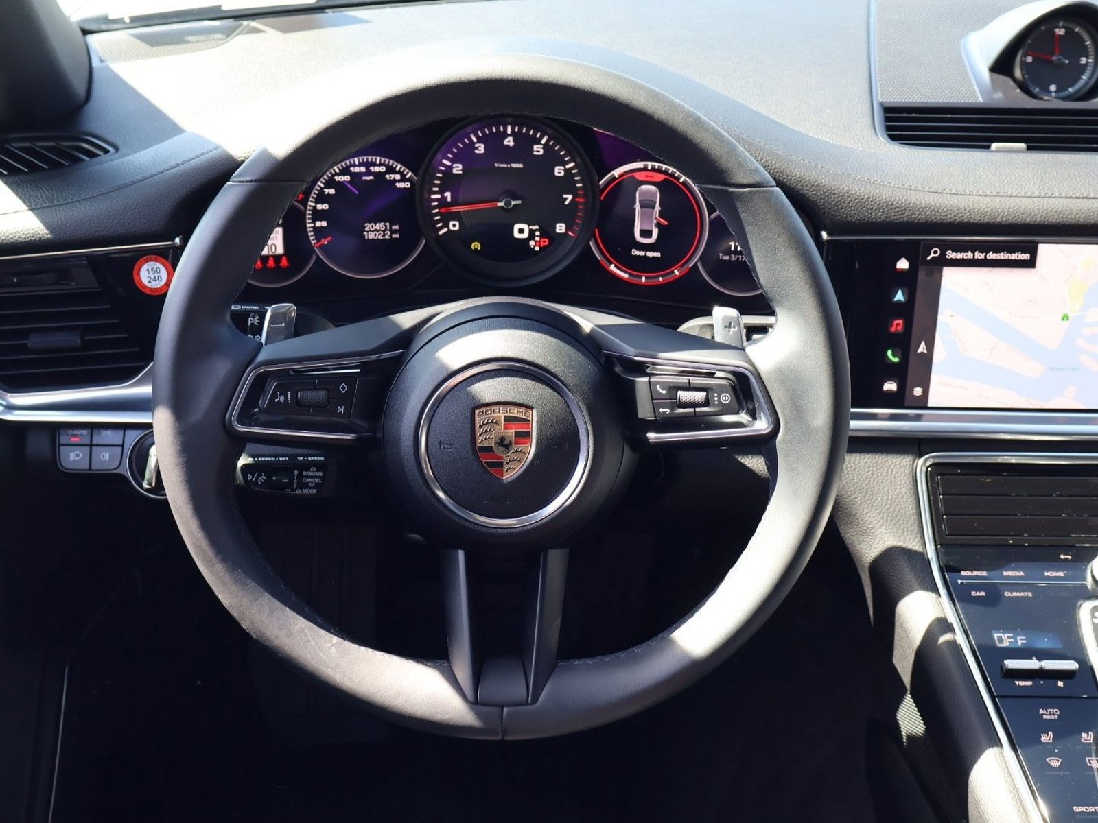 Certified 2023 Porsche Panamera 4 image 15