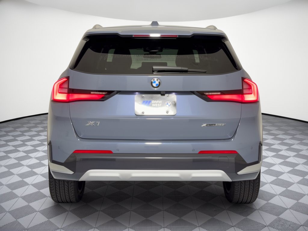 Used 2026 BMW X1 xDrive28i w/ Technology Package AWD/4WD image 11