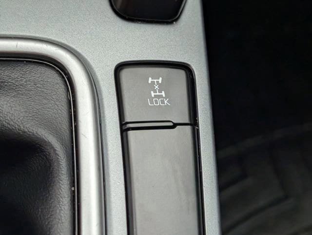 Used 2023 Kia Seltos LX AWD/4WD image 20