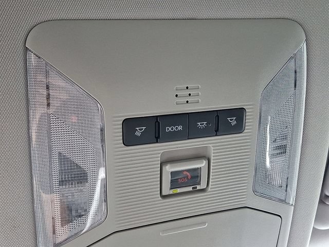 Used 2024 Toyota RAV4 XLE AWD/4WD image 25